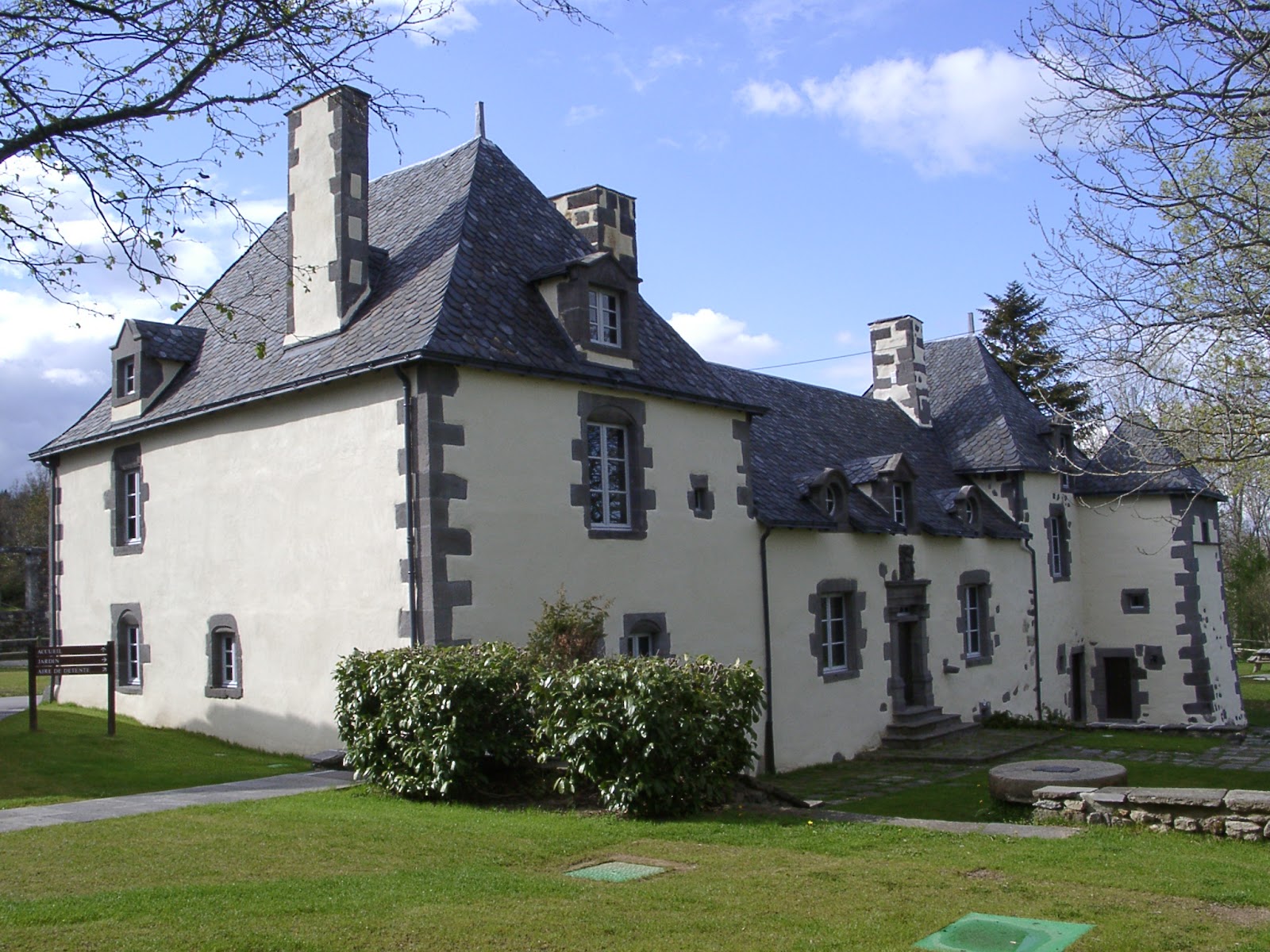 Manoir De Veygoux