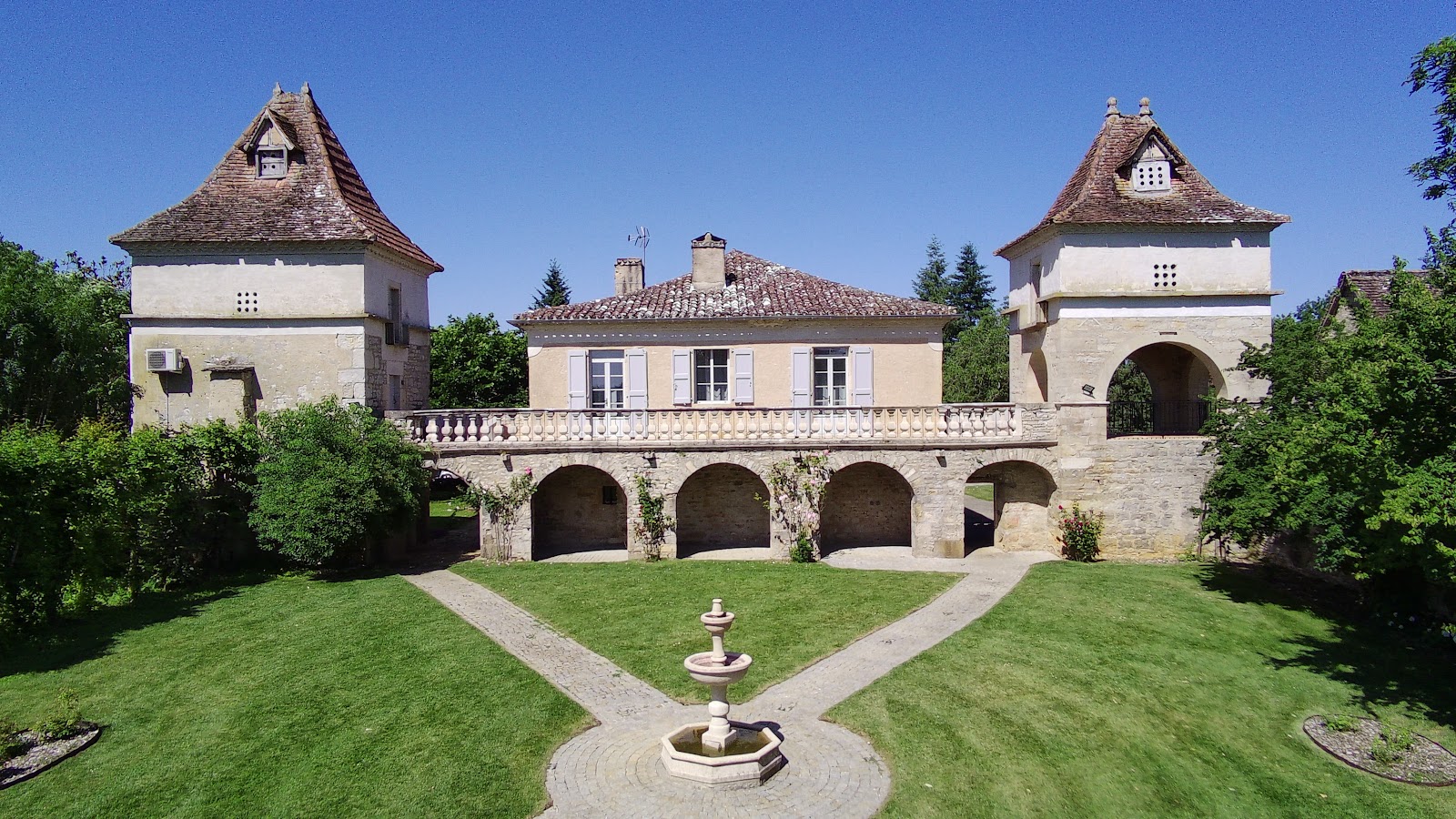 Domaine De Monplaisir, tempat pernikahan, Oksitania