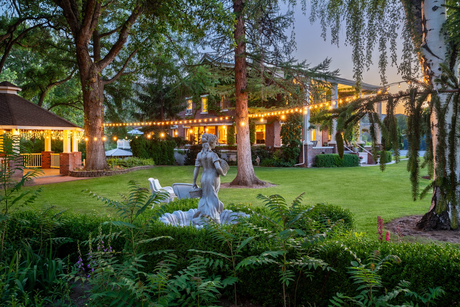 Warm Springs Inn & Winery