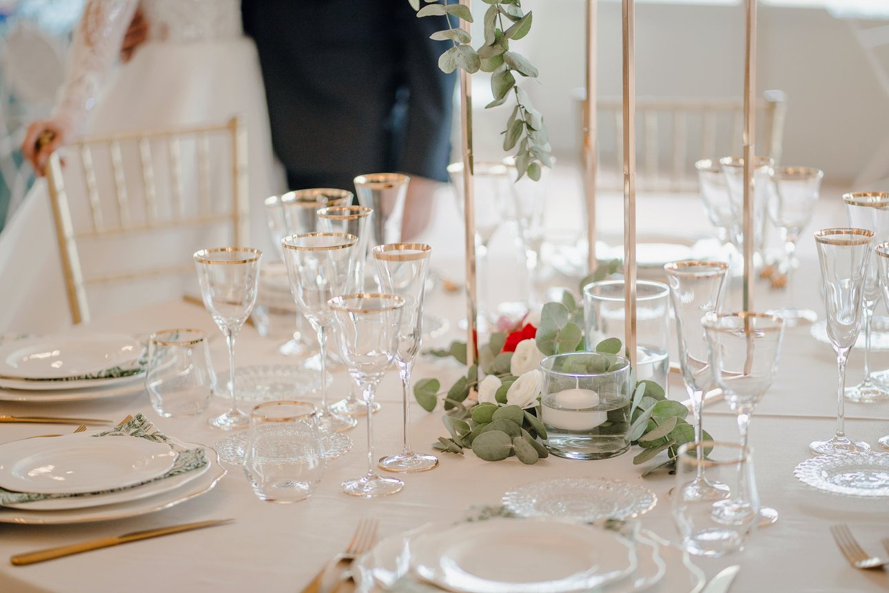 Confinio Events