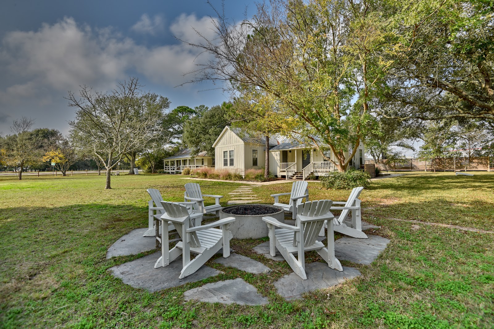 Farmstead Round Top