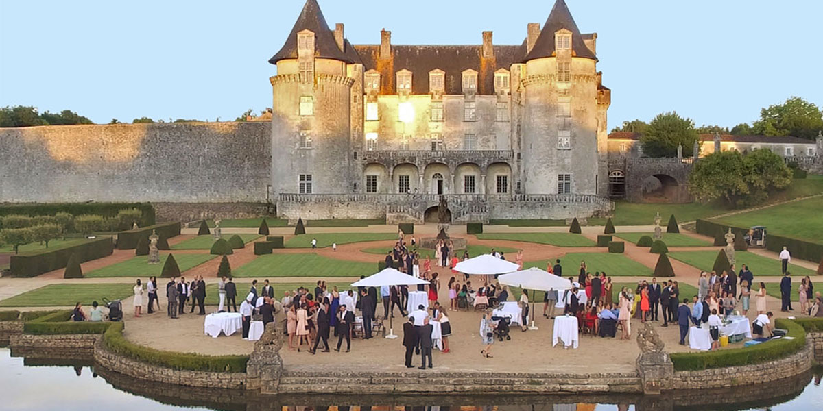 Chateau de la Roche Courbon, tempat pernikahan, Aquitaine Baru