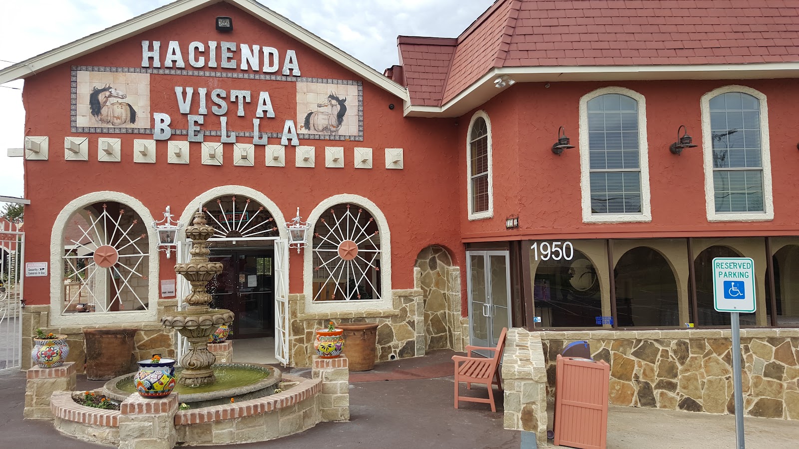 Hacienda Vista Bella