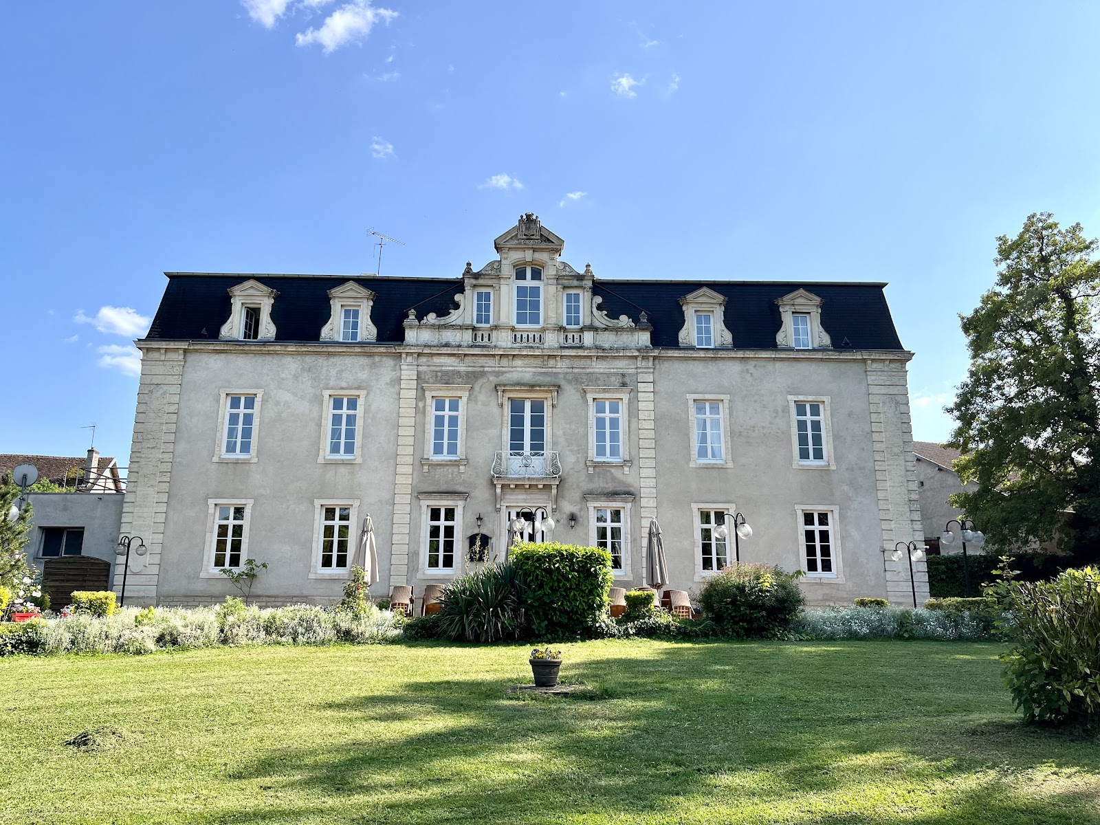Le Château De Nantilly