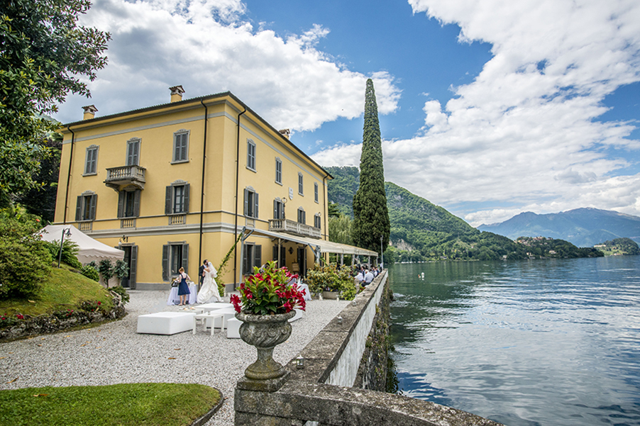 Aura Villa del Lago