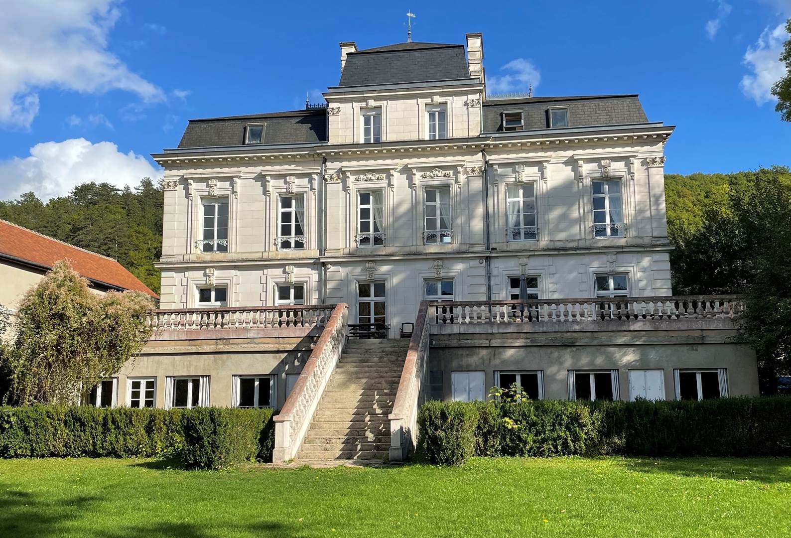 Chateau De Sermizelles, قاعات أعراس, بورغون-فرانش كونته