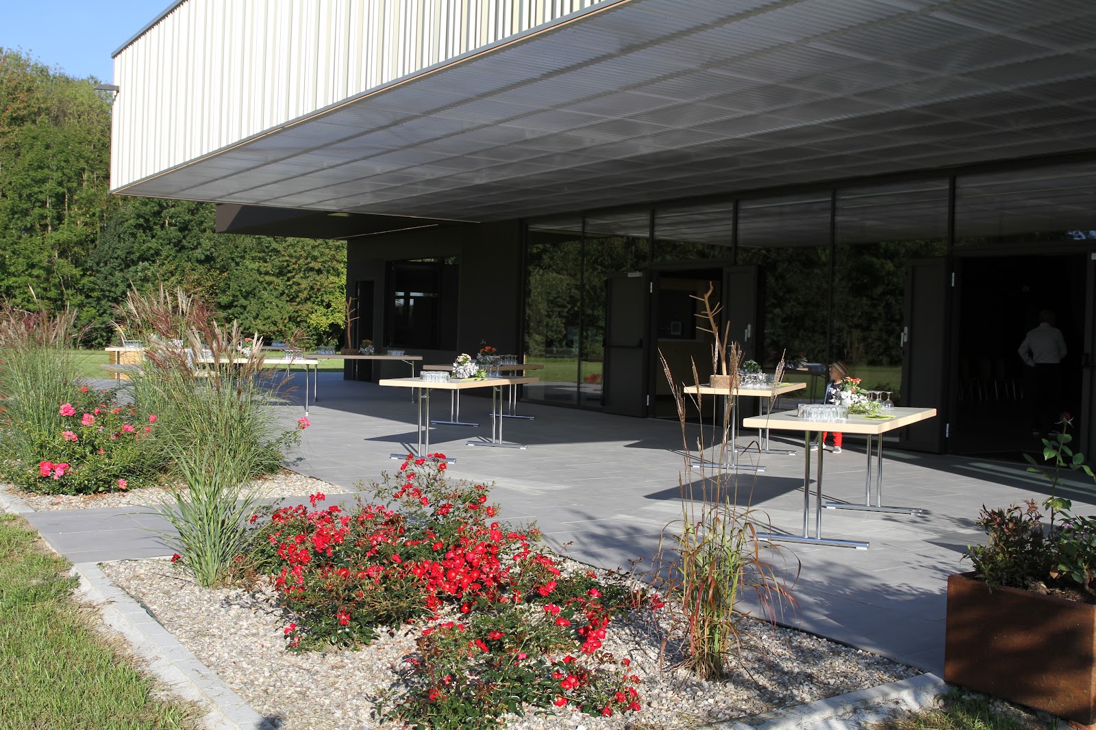 Salle des fêtes de Saasenheim, قاعات أعراس, الشرق الكبير