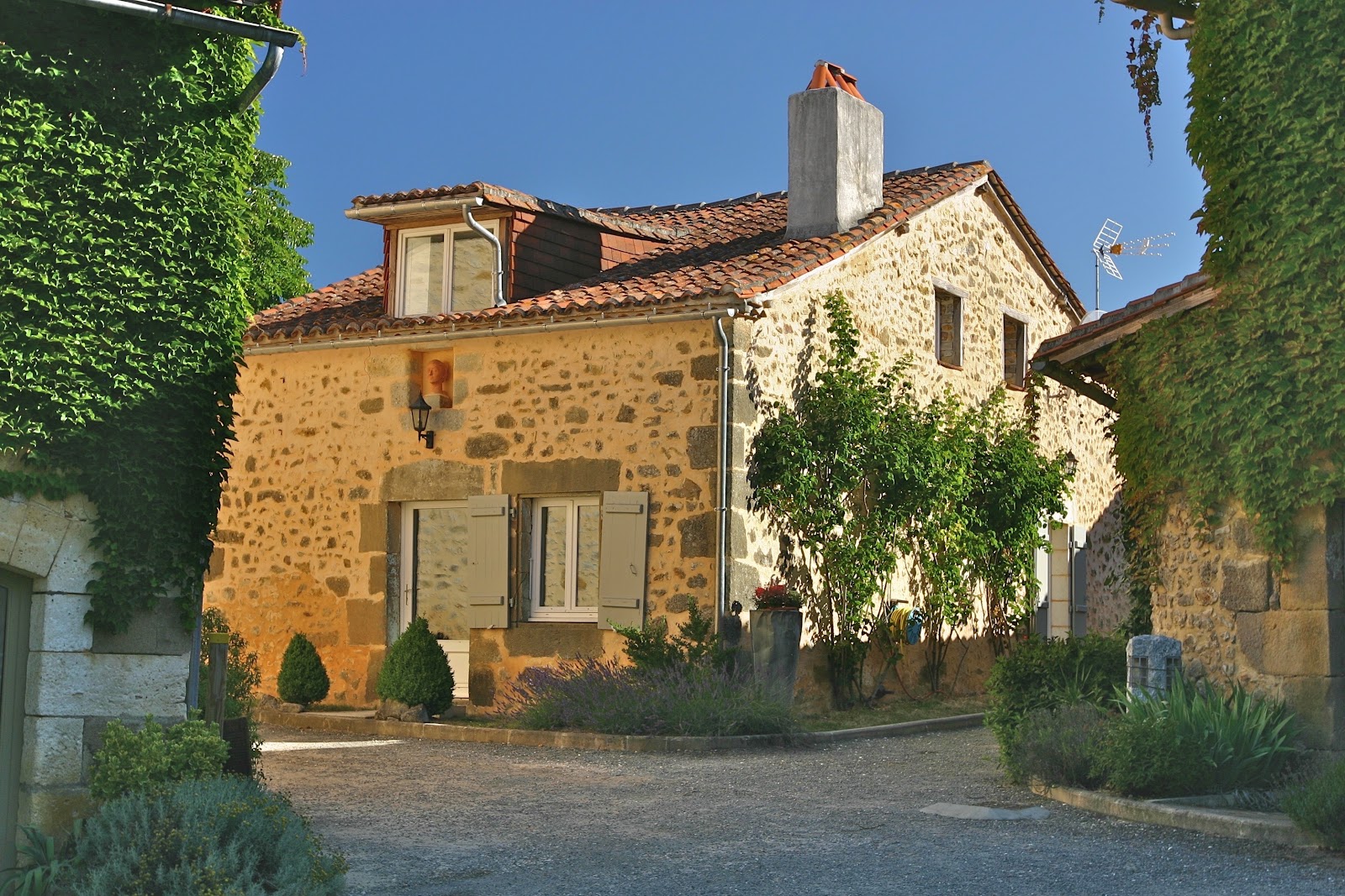 Area De Montagenet