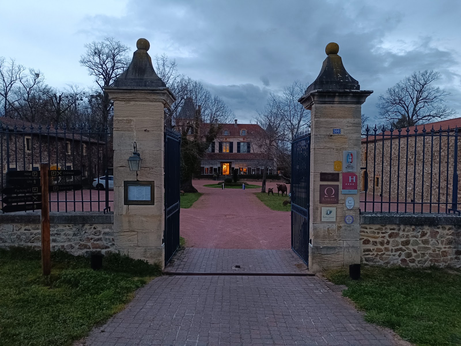 Château de Champlong, قاعات أعراس, أوفرني-رون ألب