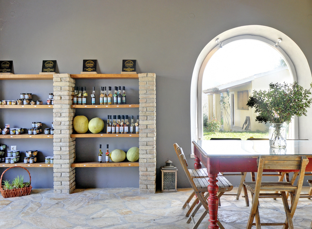 Ambelonas Corfu/Vineyard & restaurant
