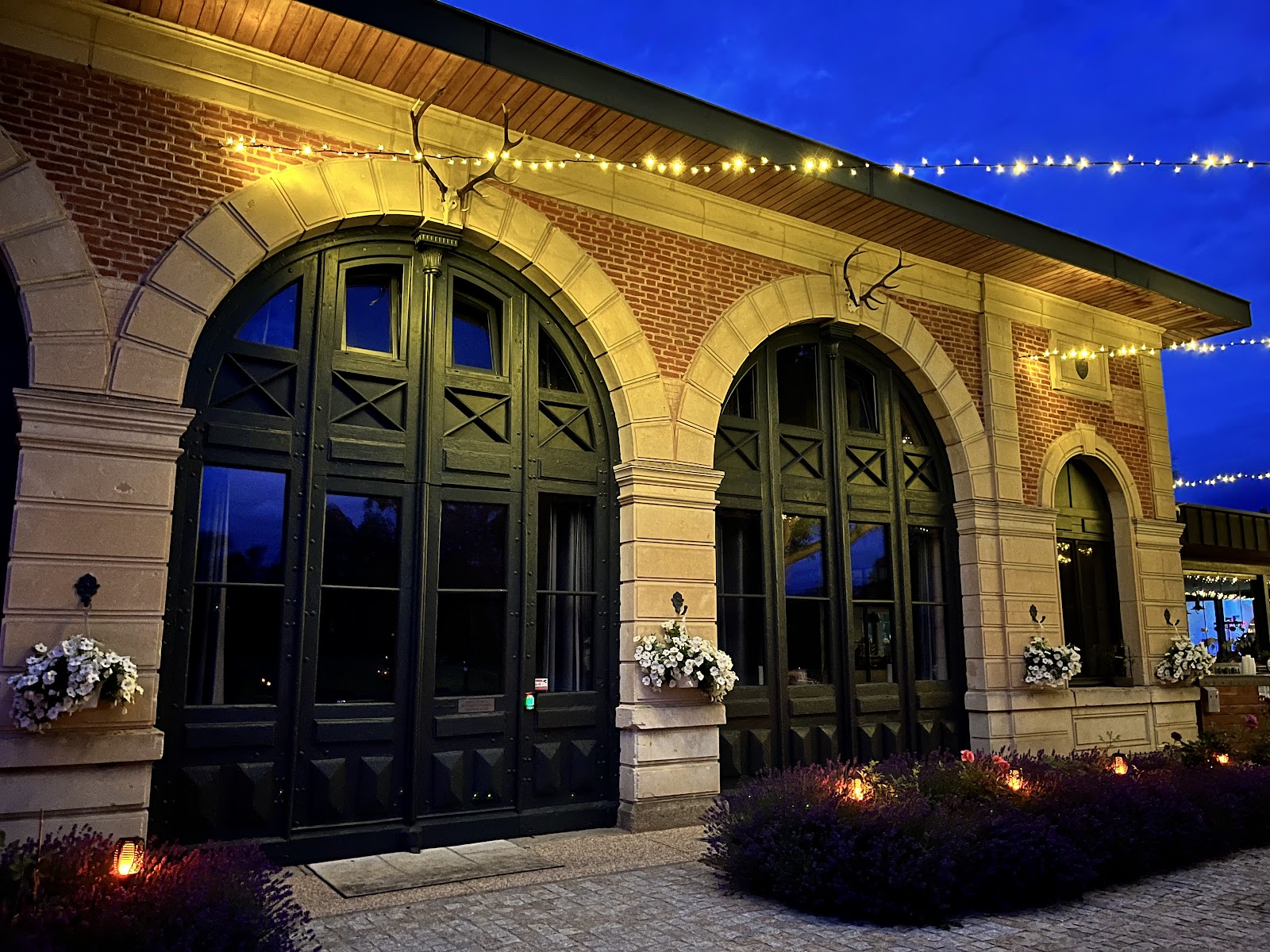 L'orangerie De Châtel Selection Figaro & Elle Magazine : Chambres D'hôtes Et Salle De Réception Loire, Auvergne-Rhône-Alpes, قاعات أعراس, أوفرني-رون ألب