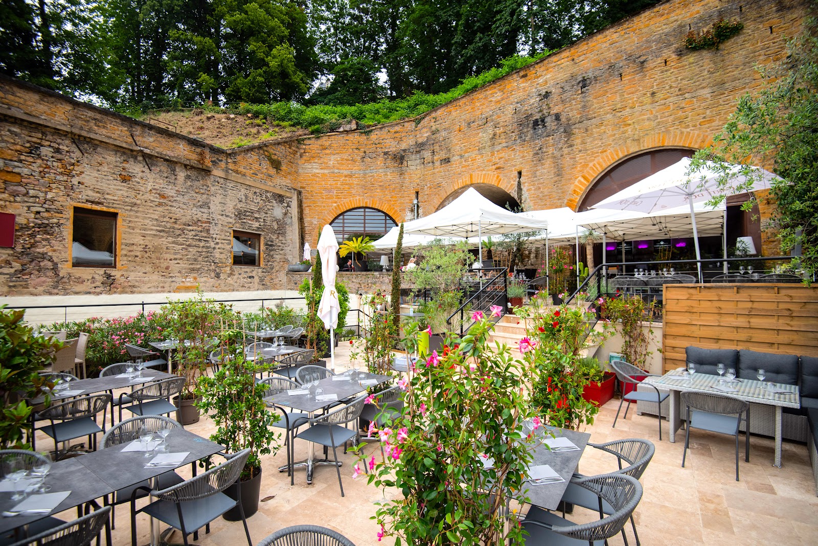 Les Voûtes Restaurant & Live Music, χώροι γάμου, Ωβέρνη-Ροδανός-Άλπεις
