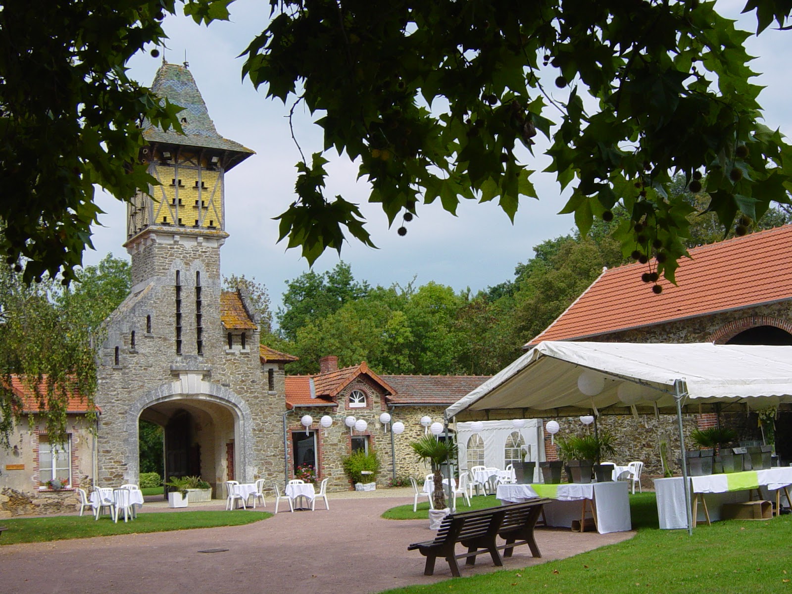 Parc de Tirpoil, tempat pernikahan, Lembah Loire