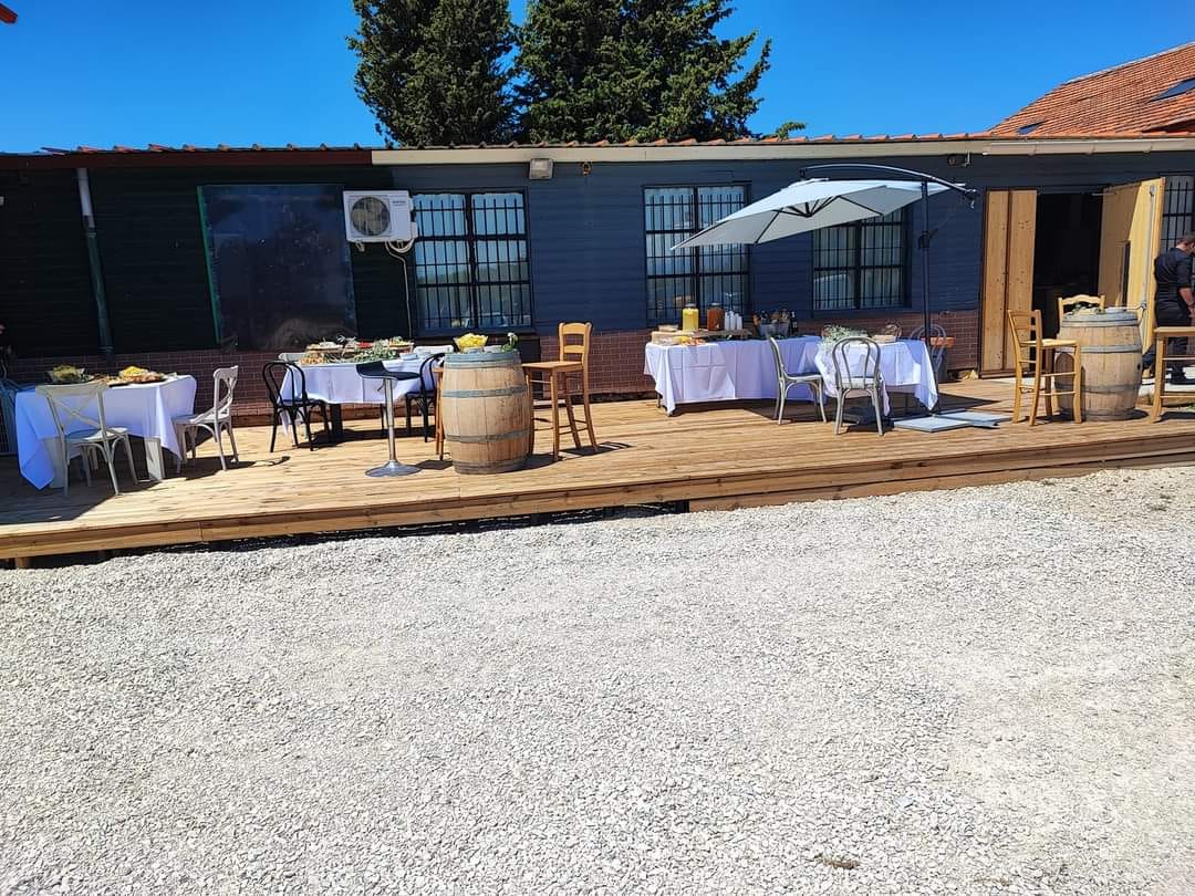 Salle shaker(a cote de rz location)Jonquières, wedding venues, Provence