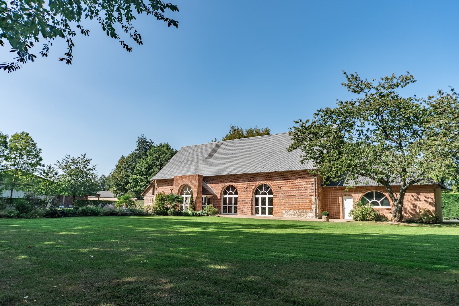 LA GRANGE DU MESNIL VARIN
