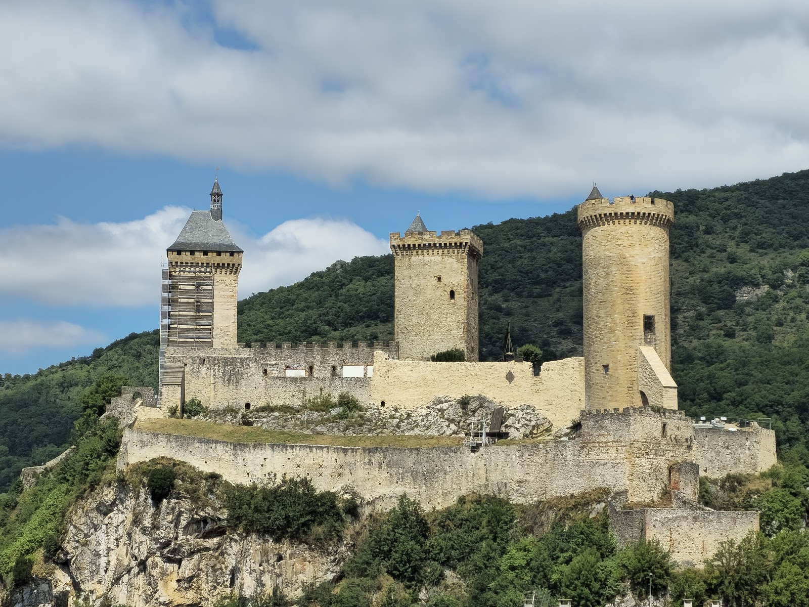 Foix Castle, wedding venues, Occitanie