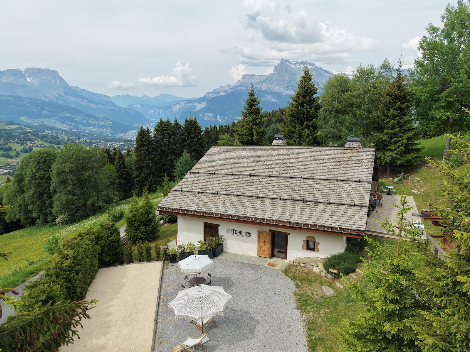 La Ferme 1828, wedding venues, Auvergne-Rhône-Alpes