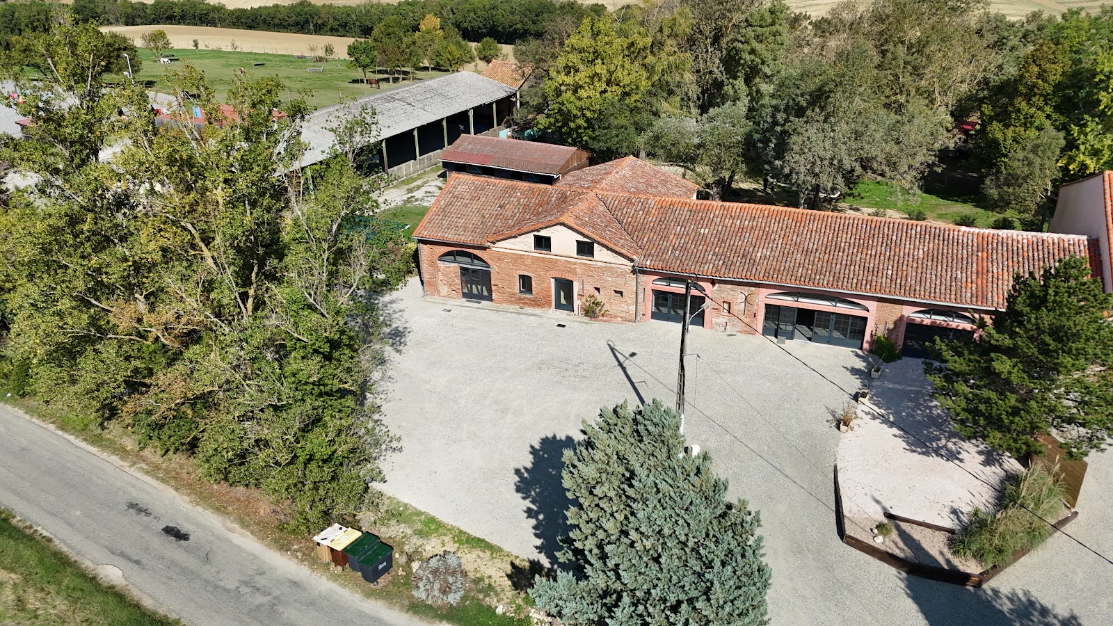 Le Clos de Montgay, tempat pernikahan, Oksitania