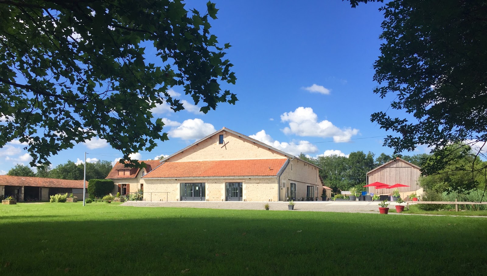 DOMAINE DE CARTHAGE, قاعات أعراس, أكيتين الجديدة